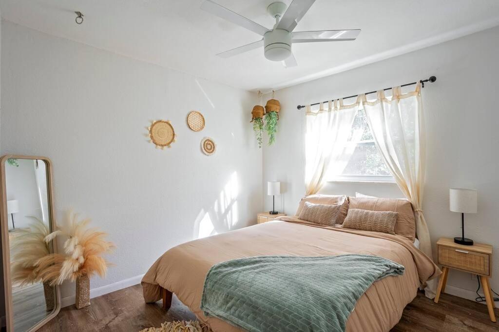 Cozy Lakefront Home W/ Pool -7 Mins From Legoland Winter Haven Exteriör bild