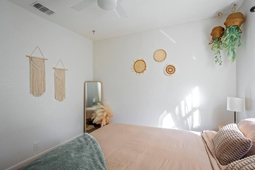 Cozy Lakefront Home W/ Pool -7 Mins From Legoland Winter Haven Exteriör bild